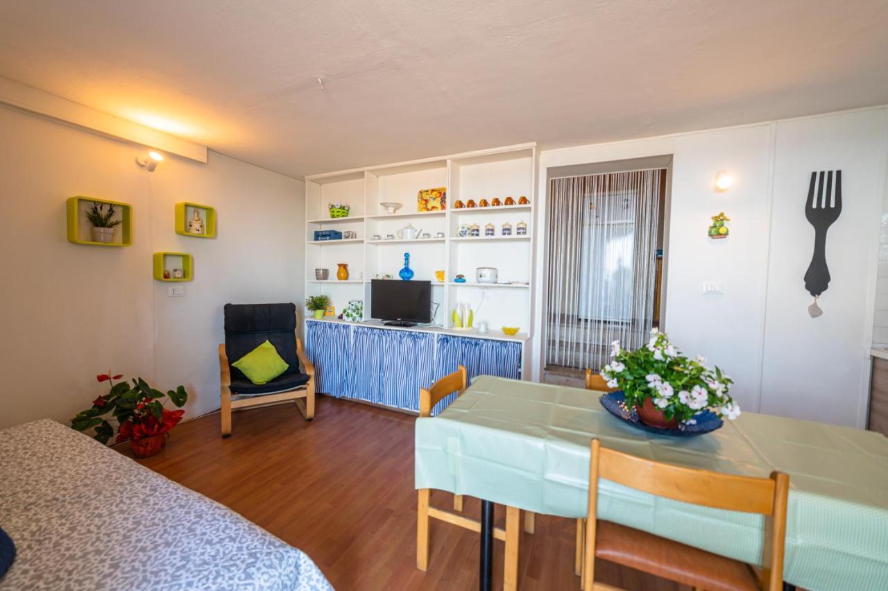 La Casetta Azzurra NAXOS Giardini-Naxos Kültér fotó